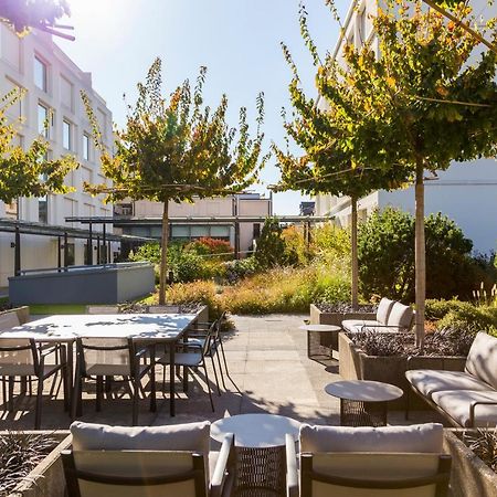 Pullman Basel Europe Hotel Bagian luar foto