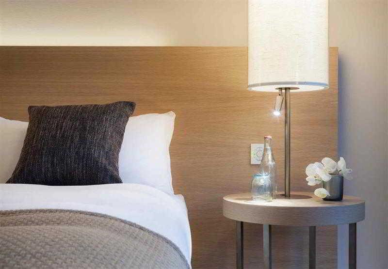 Pullman Basel Europe Hotel Bagian luar foto