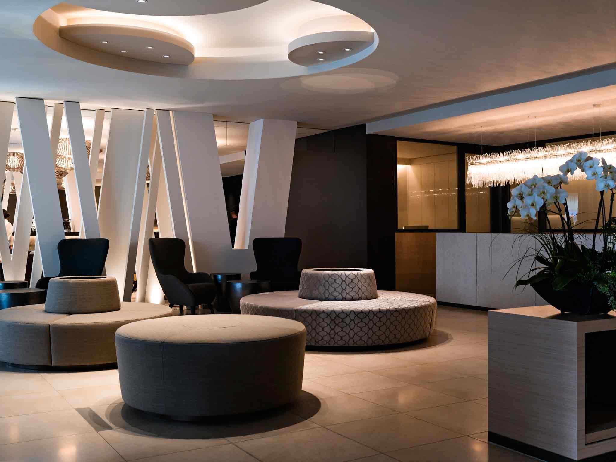 Pullman Basel Europe Hotel Bagian luar foto