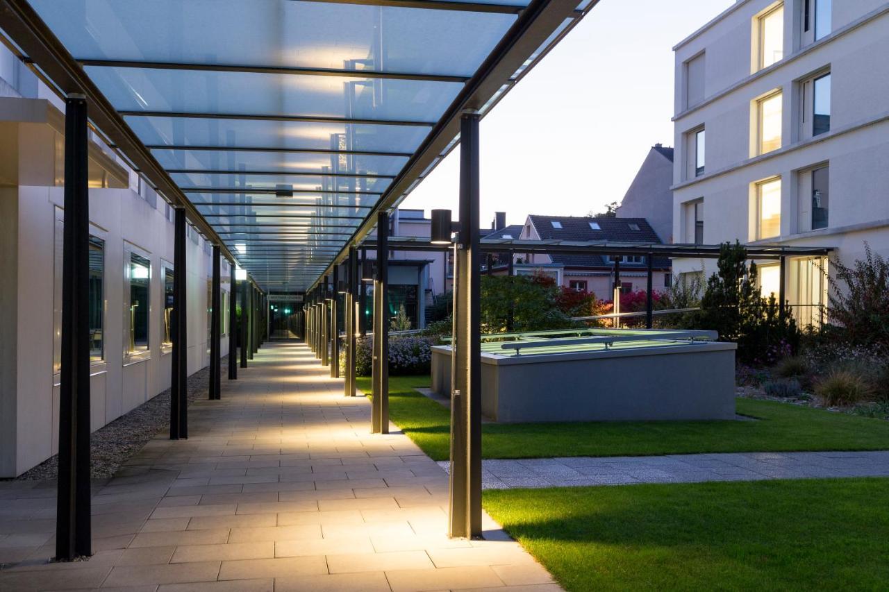 Pullman Basel Europe Hotel Bagian luar foto