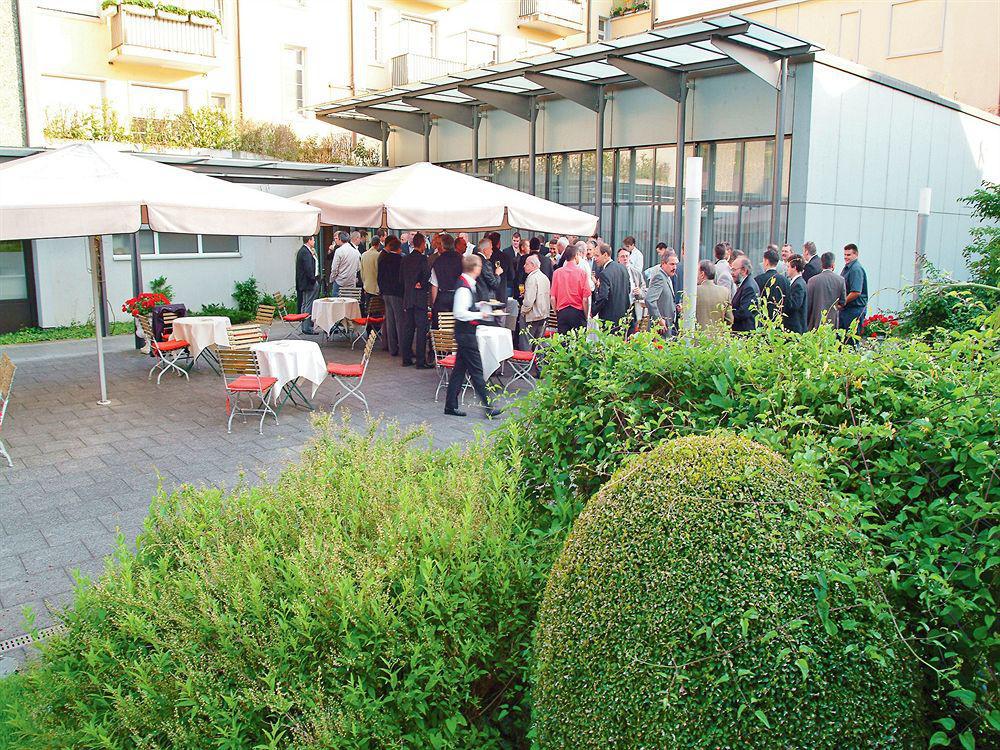 Pullman Basel Europe Hotel Bagian luar foto